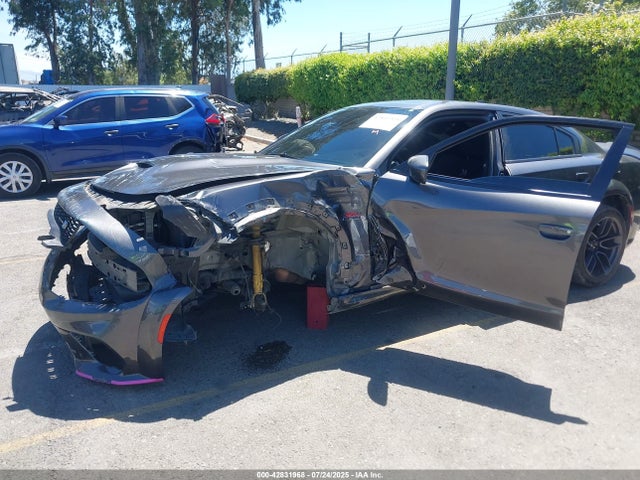 2C3CDXGJ1MH608219 Dodge 2021