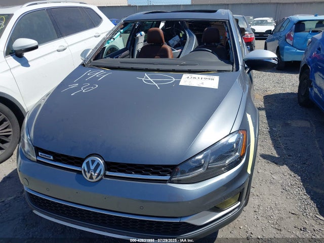3VWH17AU5KM506110 Volkswagen 2019