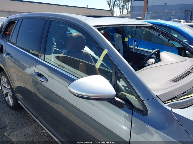 3VWH17AU5KM506110 Volkswagen 2019
