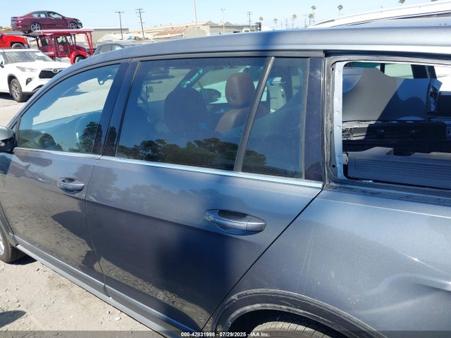 3VWH17AU5KM506110 Volkswagen 2019