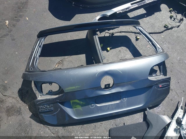 3VWH17AU5KM506110 Volkswagen 2019