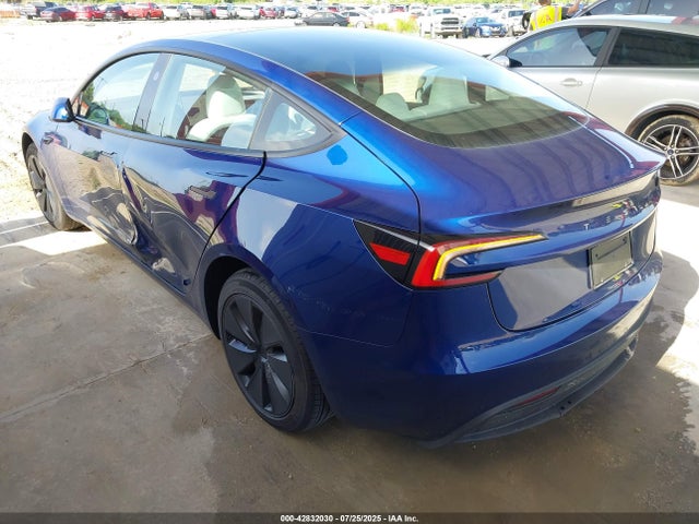 2025 TESLA MODEL 3 5YJ3E1EA3SF942487 Photo 2