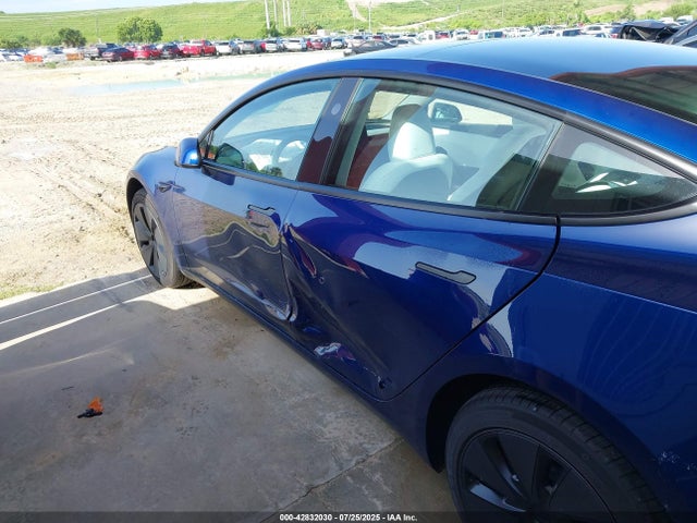 2025 TESLA MODEL 3 5YJ3E1EA3SF942487 Photo 5