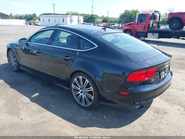 2012 AUDI A7 WAU3GAFC5CN058710 Photo 2
