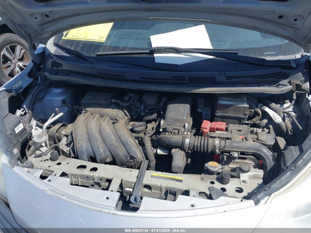 Nissan 2015 2015 3N1CE2CP2FL375518 Image 10