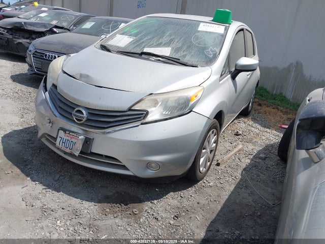 Nissan 2015 2015 3N1CE2CP2FL375518 Image 2