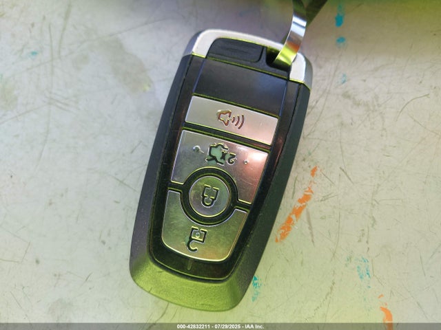 Ford 2019 2019 3FA6P0LU0KR256524 Image 11