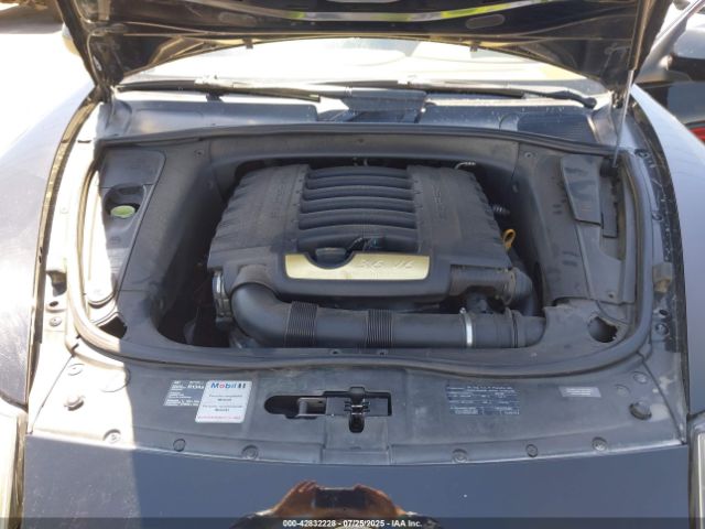 2010 PORSCHE CAYENNE WP1AA2AP3ALA02820 Photo 9