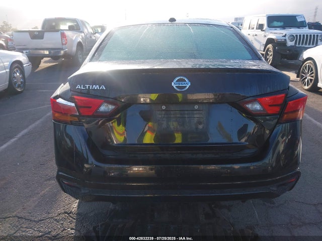 Nissan 2019 2019 1N4BL4BV8KC145648 Image 16