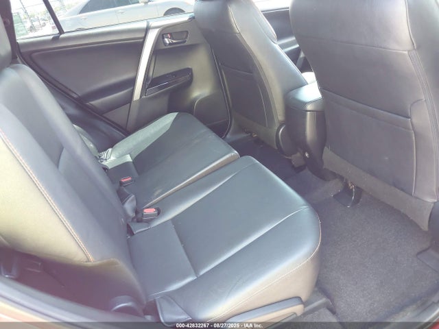 JTMNFREV2HJ123916 Toyota 2ar-fe