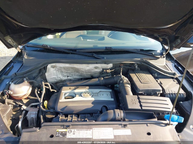 WVGBV7AX4FW057897 Volkswagen 2015