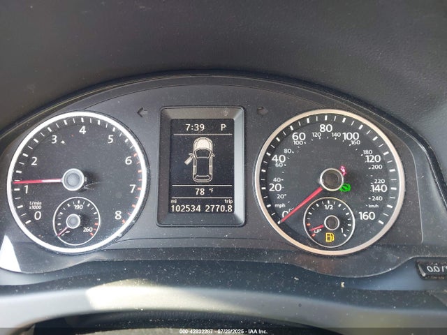 WVGBV7AX4FW057897 Volkswagen 2015