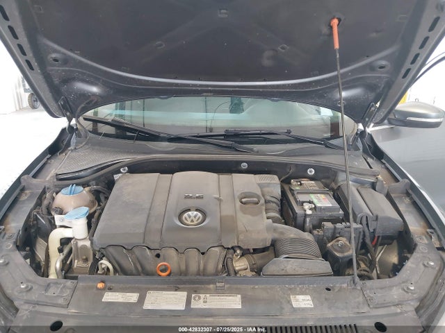 2013 VOLKSWAGEN PASSAT 1VWBP7A30DC082481 Photo 9