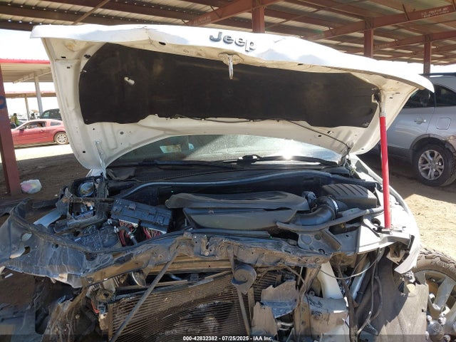 1C4RJEAG7JC380581 Jeep 2018