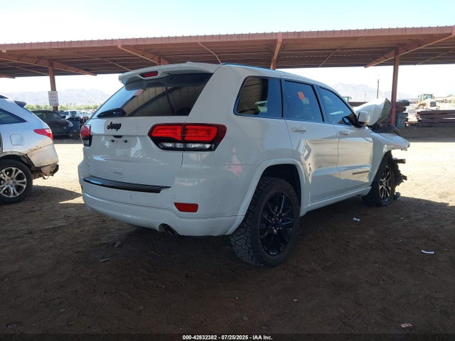 1C4RJEAG7JC380581 Jeep 2018