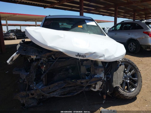 1C4RJEAG7JC380581 Jeep 2018