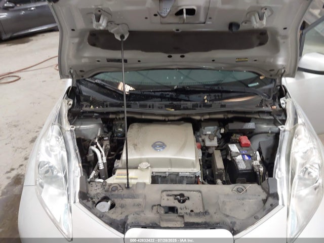 1N4AZ0CP9FC323981 Nissan Leaf