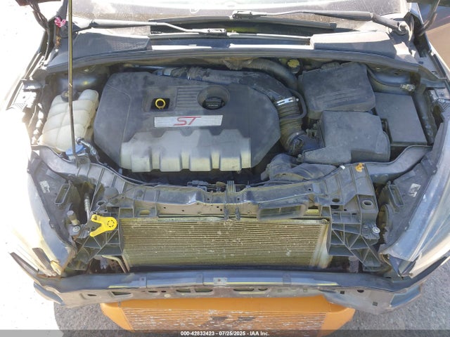1FADP3L93GL351573 Ford 2016