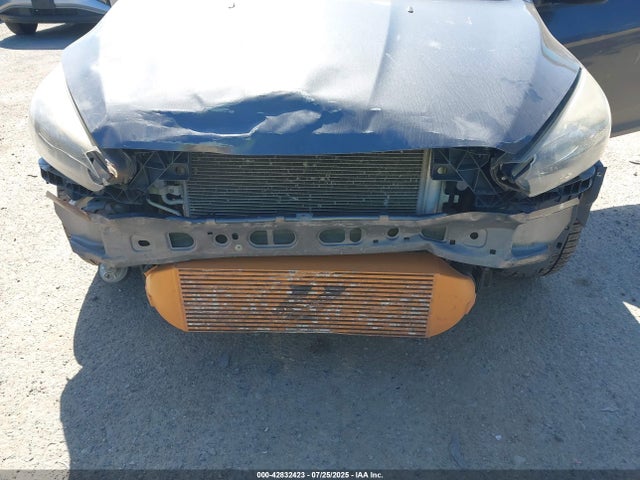 1FADP3L93GL351573 Ford 2016