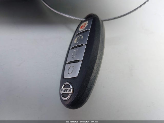 5N1DR2MN3HC621795 Nissan 2017