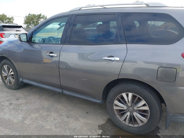 5N1DR2MN3HC621795 Nissan 2017