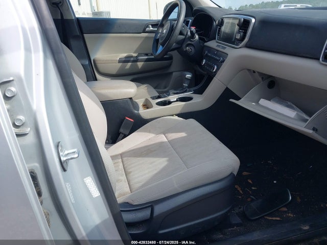 Продаж на аукціоні авто 2020 Kia Sportage Lx, vin: KNDPMCAC3L7658128, номер лоту: 42832480