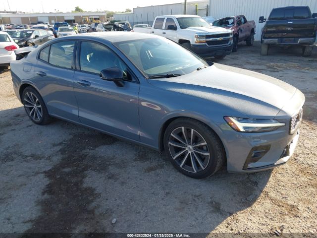 2022 VOLVO S60 7JRL12TZXNG174562