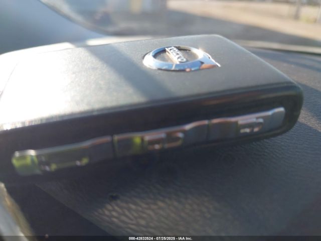 2022 VOLVO S60 7JRL12TZXNG174562 Photo 10