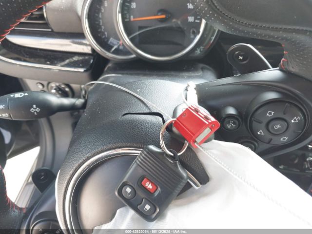 2019 MINI CLUBMAN WMWLU5C58K2G04229 Photo 10