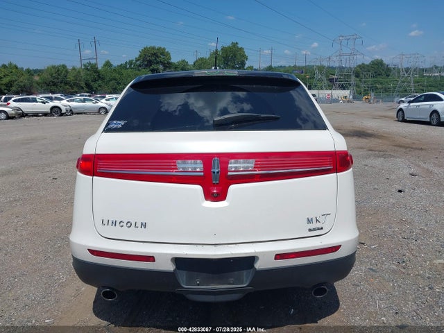 2LMHJ5AT0FBL02529 Lincoln 2015