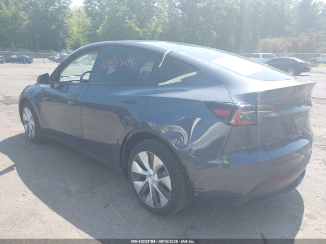 2023 TESLA MODEL Y 7SAYGAEE1PF924955 Photo 2