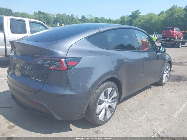 2023 TESLA MODEL Y 7SAYGAEE1PF924955 Photo 3