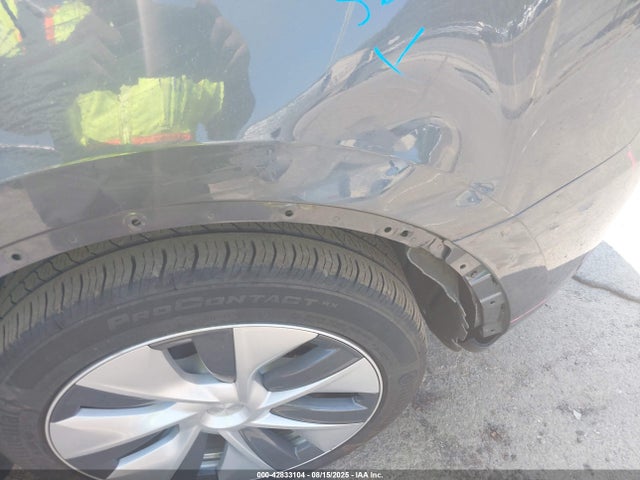 2023 TESLA MODEL Y 7SAYGAEE1PF924955 Photo 5