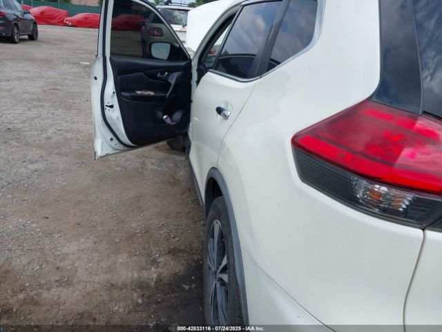 2017 NISSAN ROGUE JN8AT2MV9HW281807 Photo 5