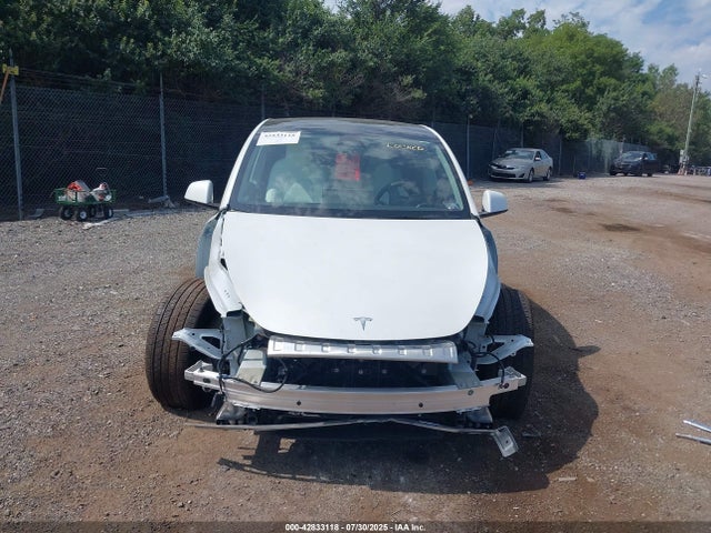 7SAYGDEE0SF261615 Tesla Model Y