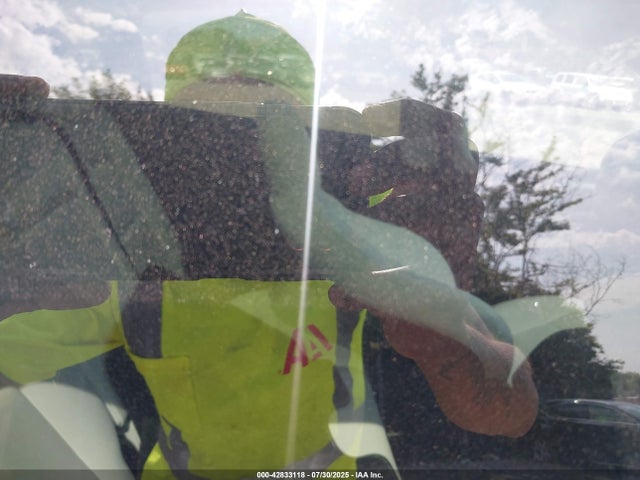 2025 TESLA MODEL Y 7SAYGDEE0SF261615 Photo 7