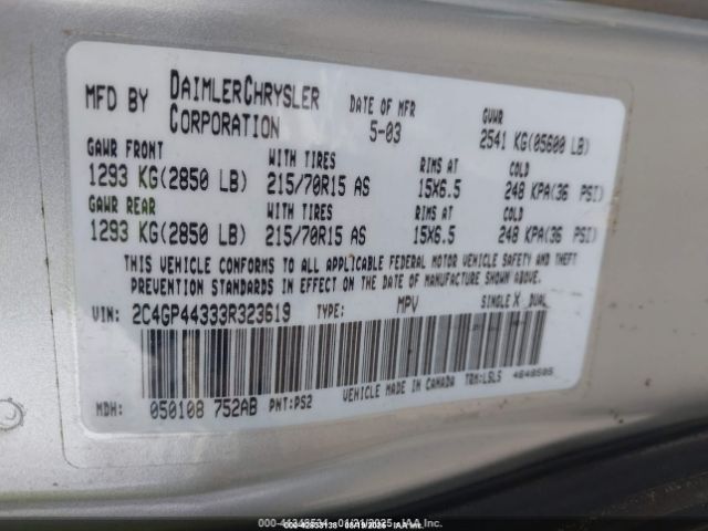 2003 CHRYSLER TOWN & COUNTRY 2C4GP44333R323619 Photo 8