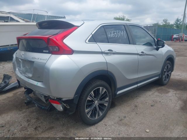 2018 MITSUBISHI ECLIPSE CROSS JA4AT5AA0JZ070430 Photo 3