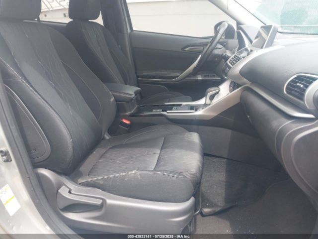 2018 MITSUBISHI ECLIPSE CROSS JA4AT5AA0JZ070430 Photo 4