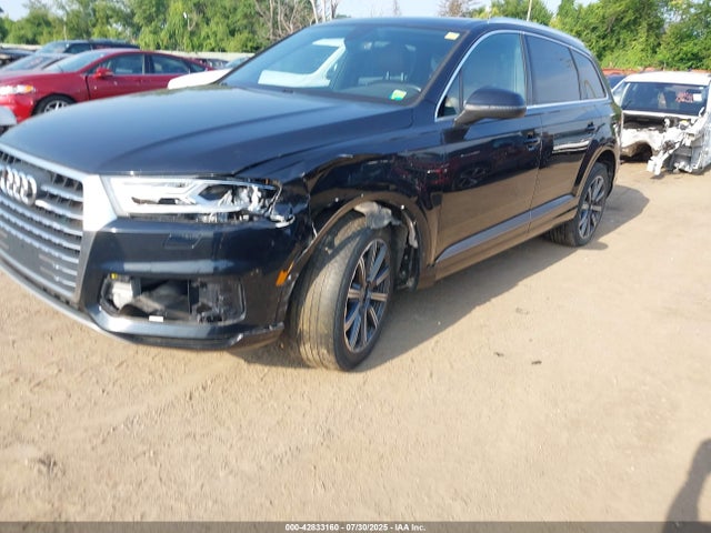 2017 AUDI Q7 WA1LAAF71HD007056 Photo 1