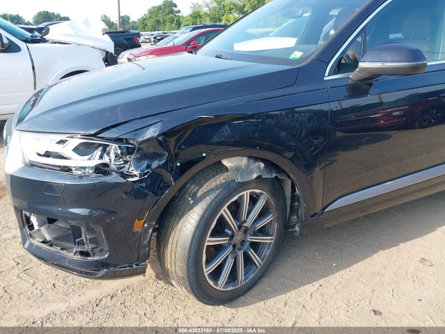 2017 AUDI Q7 WA1LAAF71HD007056 Photo 5