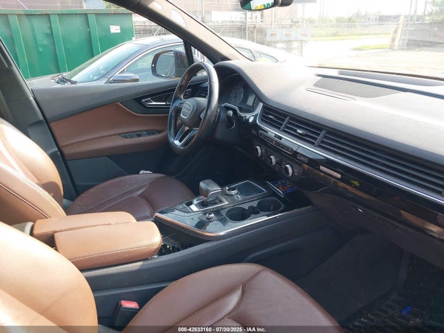 2017 AUDI Q7 WA1LAAF71HD007056 Photo 7