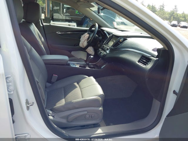 1G1125S3XEU110890 Chevrolet lfx