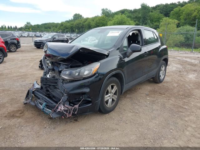 2021 CHEVROLET TRAX KL7CJKSB7MB304678 Photo 1