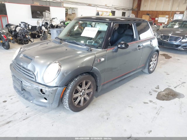 2005 MINI COOPER S WMWRE33545TL14576 Photo 1