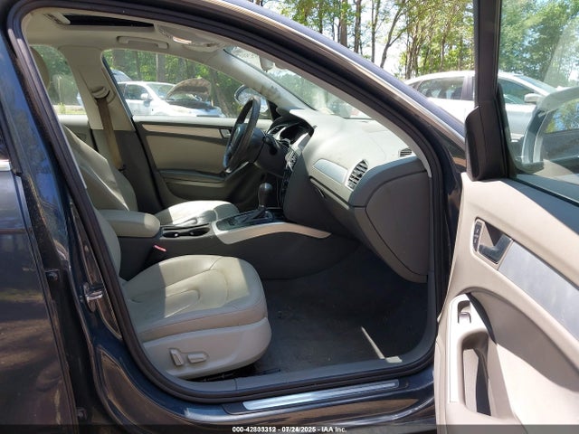 2010 AUDI A4 WAUEFAFL8AN054143 Photo 4