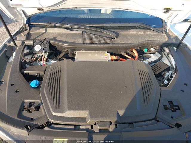 WA1LAAGE4KB023512 Audi E-Tron