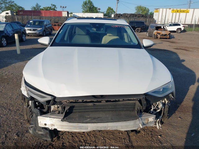WA1LAAGE4KB023512 Audi E-Tron