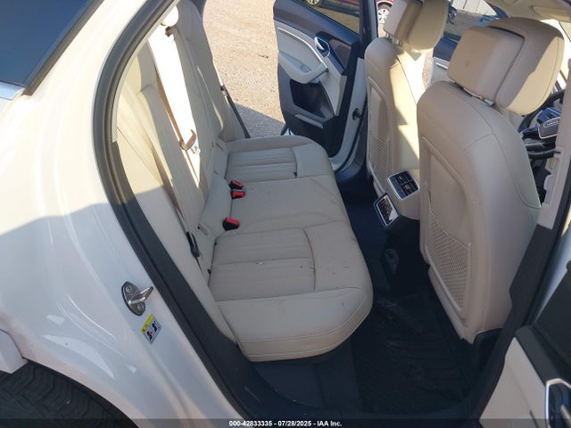WA1LAAGE4KB023512 Audi E-Tron