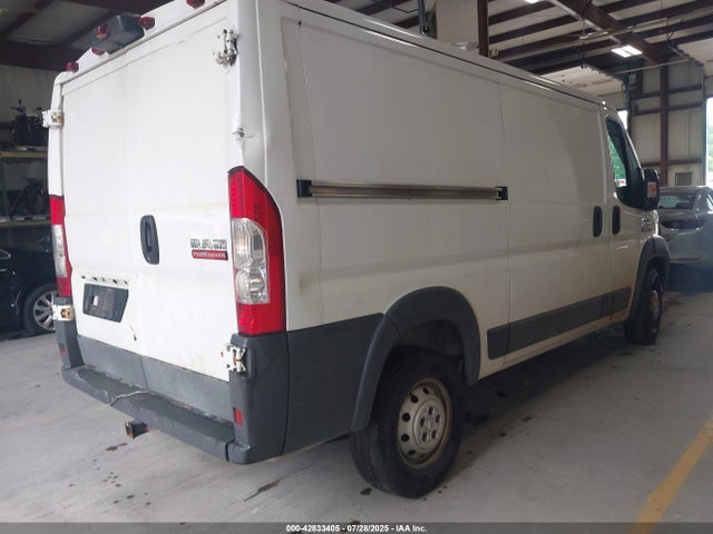 42833405 :رقم المزاد ، 3C6TRVAG7GE136128 vin ، 2016 Ram Promaster 1500 Low Roof مزاد بيع